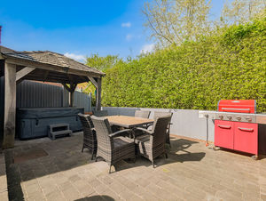 Photo 17- click for photo gallery